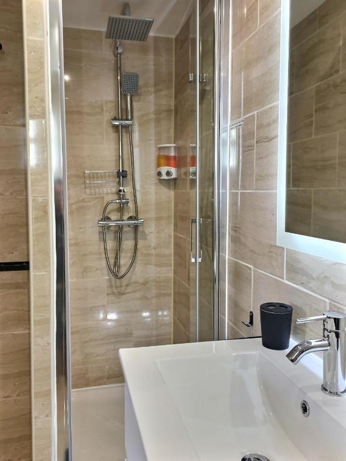 Bleu Lavande 1 - Appartement Cosy Ambiance Village Istres Exterior photo