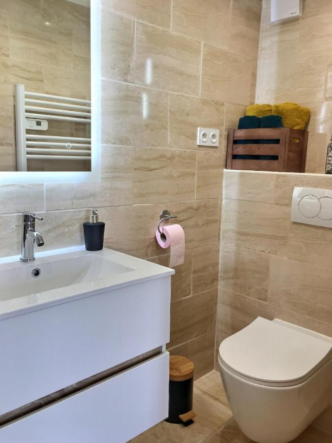 Bleu Lavande 1 - Appartement Cosy Ambiance Village Istres Exterior photo
